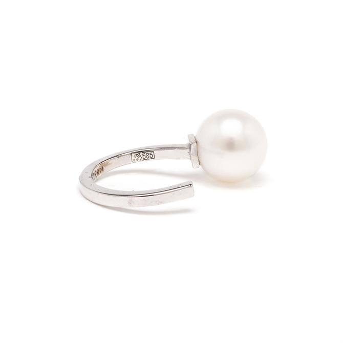 MARIA STERN White Gold, Diamond and Pearl Ring £440