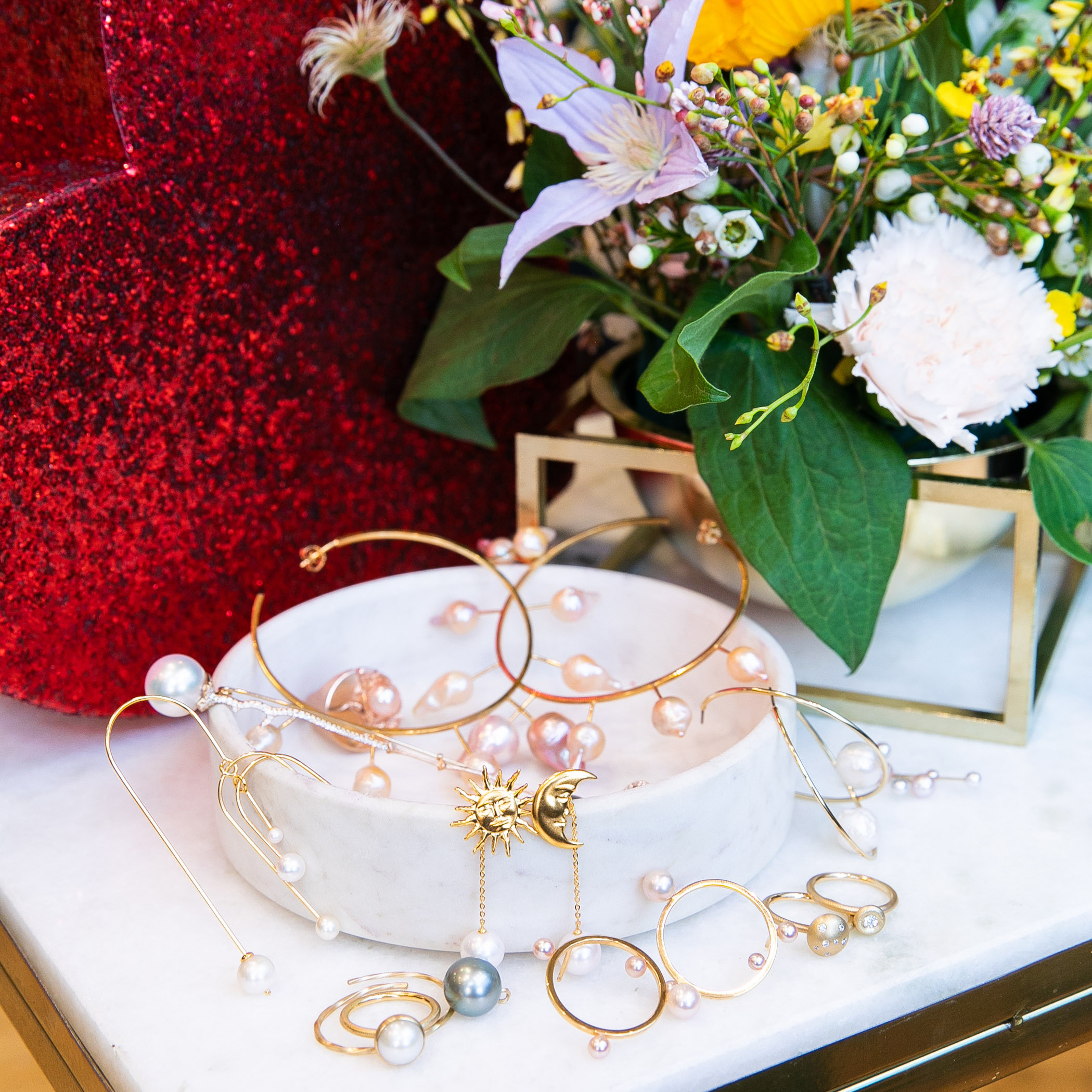 GEMOLOGUE_Liza Urla_jewellery blogger Liza_jewelry blogger Liza_jewelry blog_jewellery blog UK_jewellery blog London_blog about jewellery_valentines day gift ideas_pearl buying guide_buying pearl earrings guide_pearl jewellery guide_jewelry styling tips